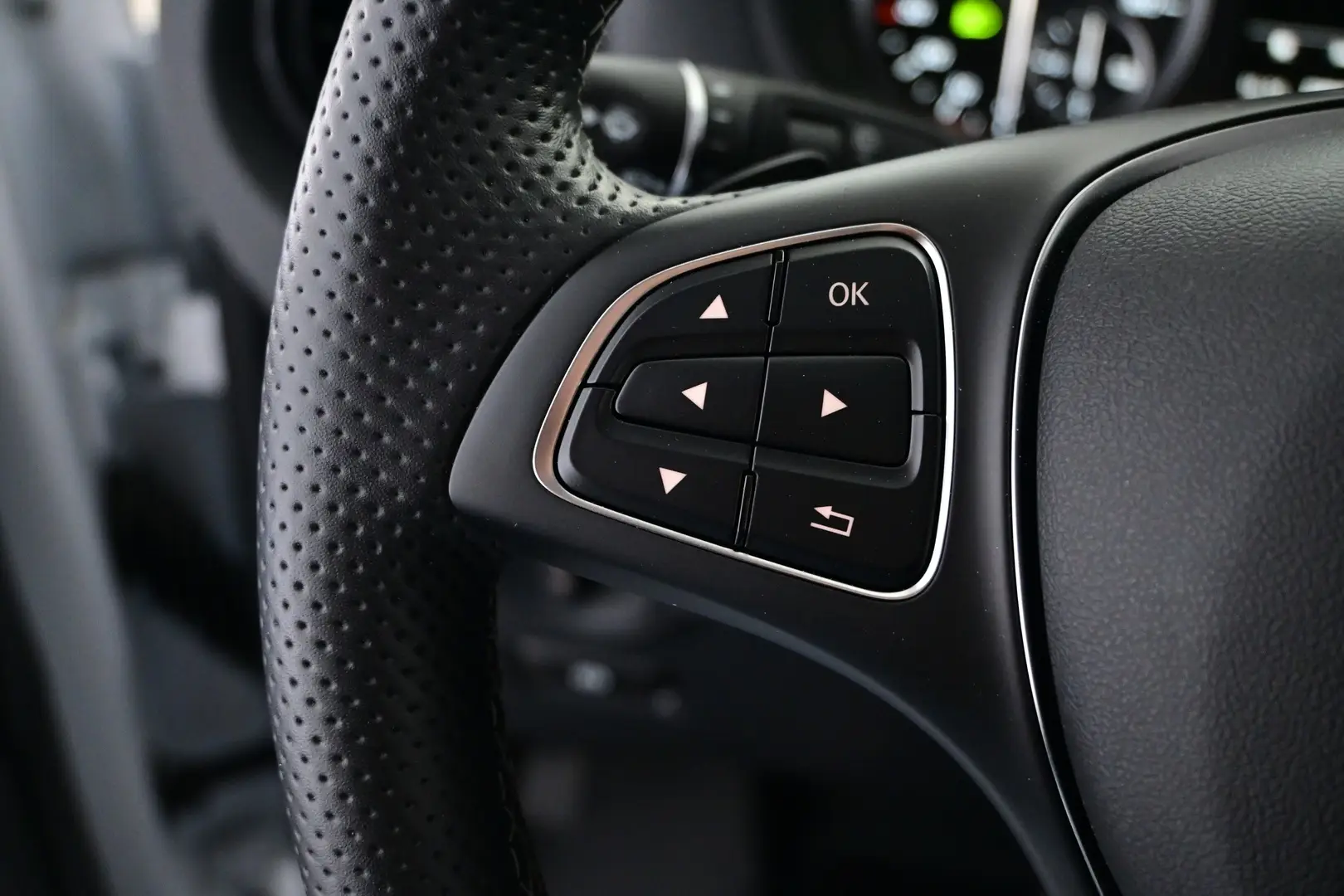 Car Image - 43i0VnkIXdHaSrc7SyA2Jv