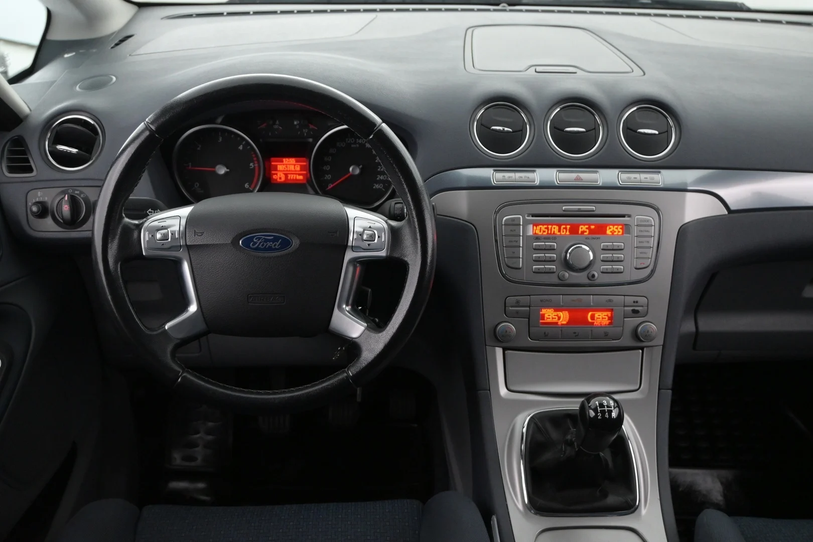 Car Image - 6SighWiRb3ydyVHcI4X6Y9