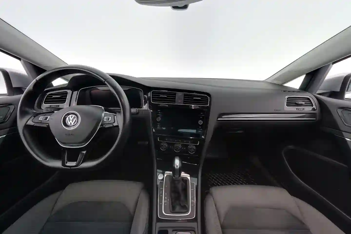 Car Image - 4EFoDguWFozAYE1t16SuRB