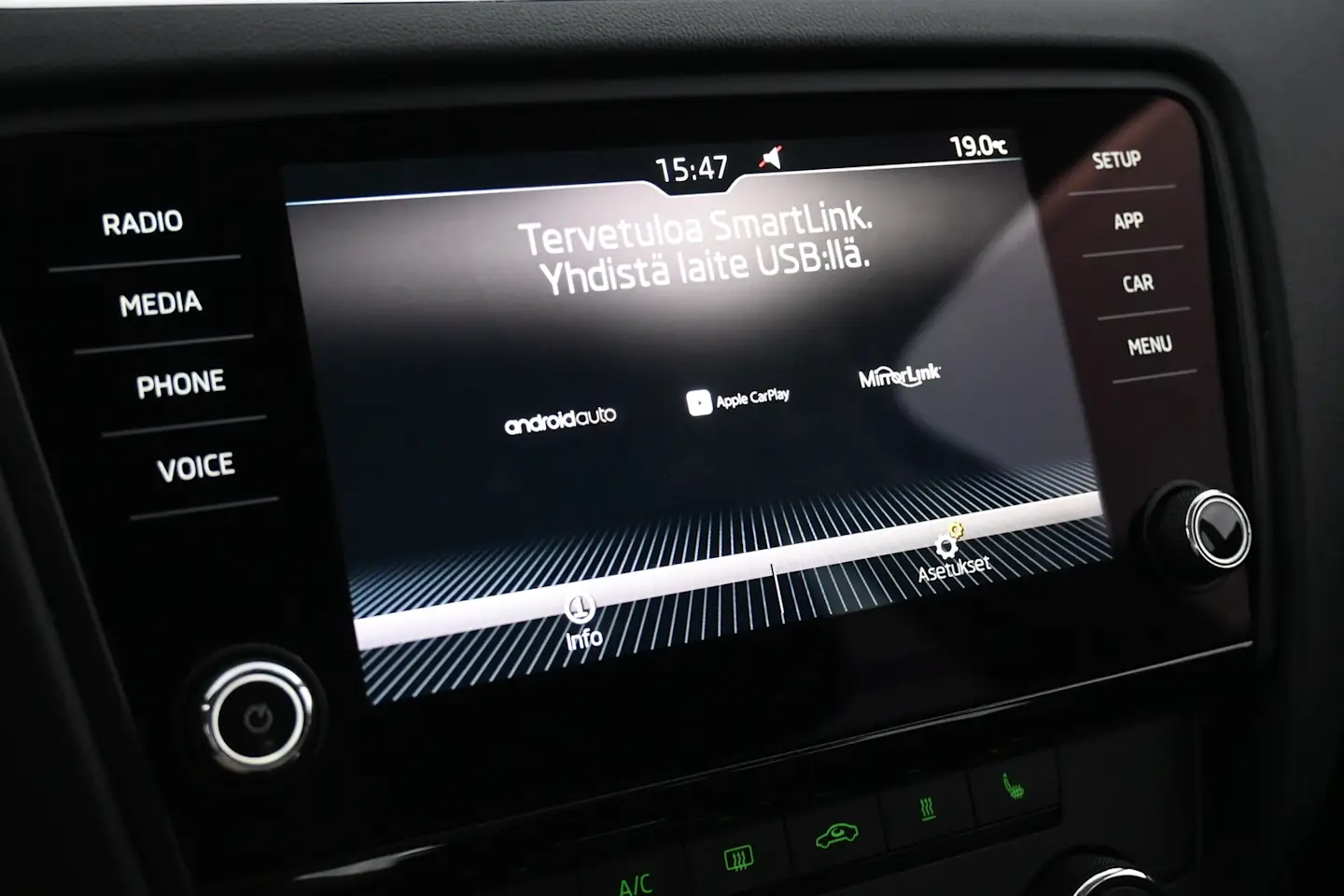Car Image - 4IYAlPh2Bmz0a6QzDiIAz1