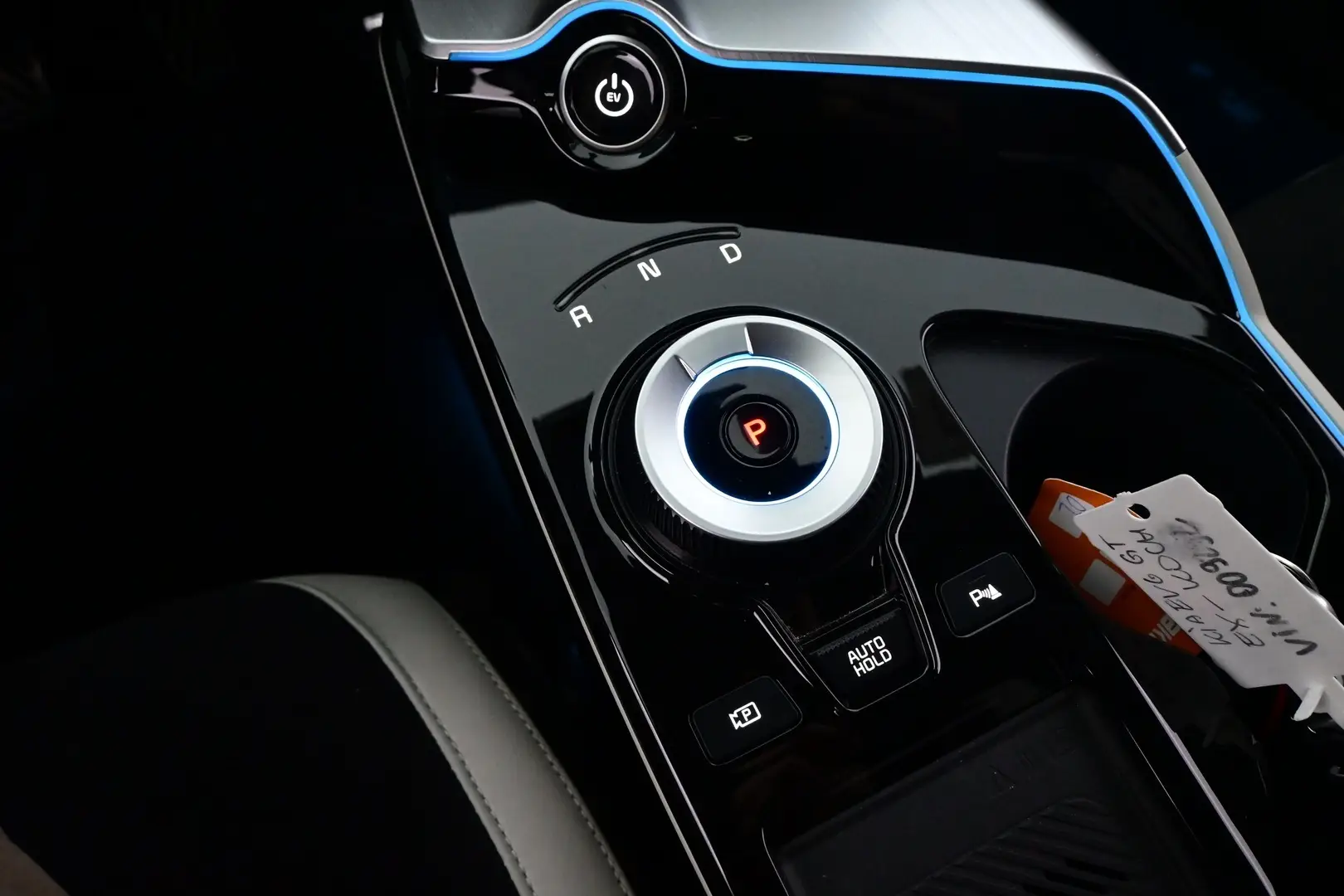 Car Image - 61IixCBTCIHPY2lMNcEu40