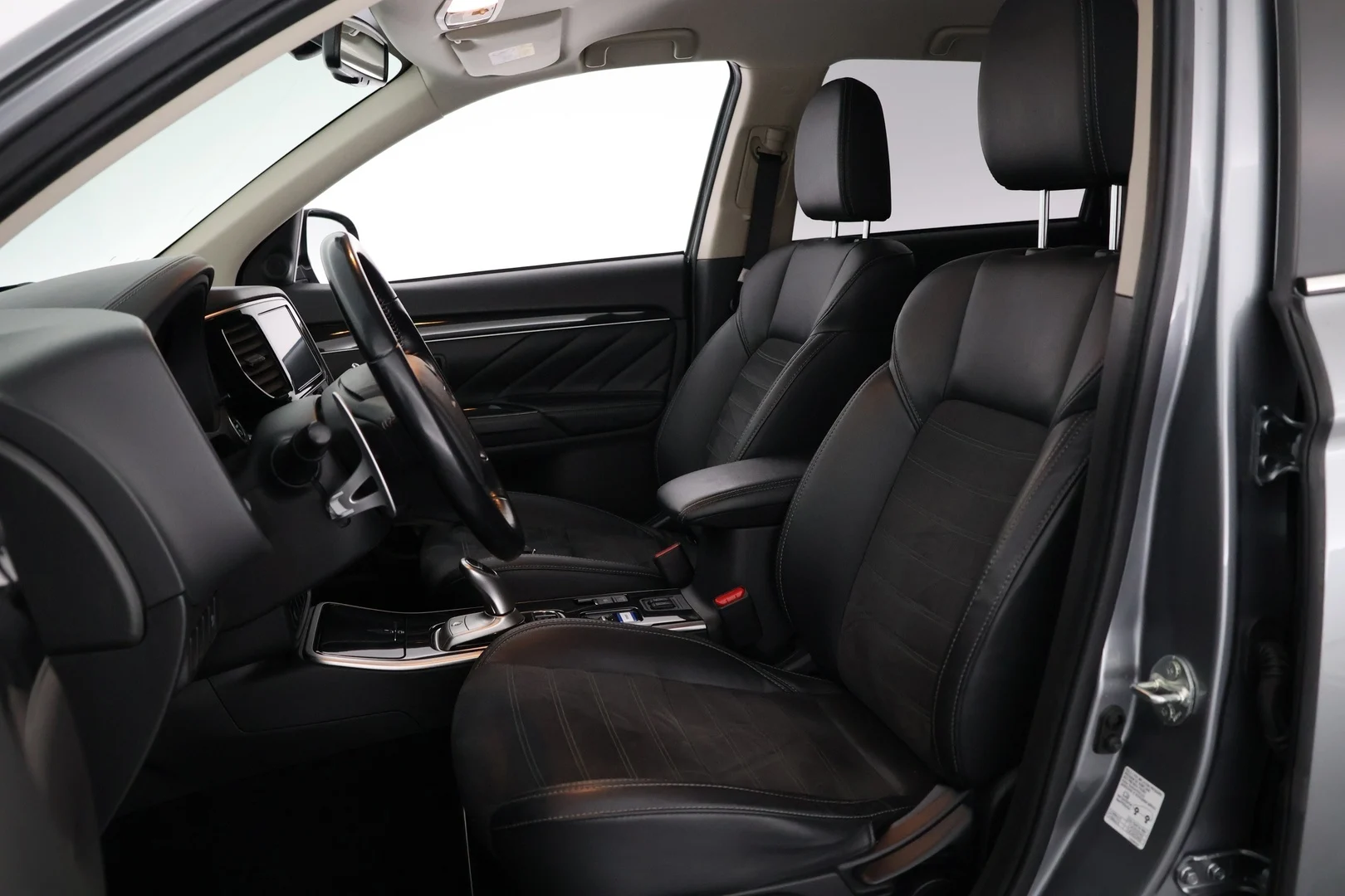 Car Image - 1IEOJLgWBRH12FKlw762pb
