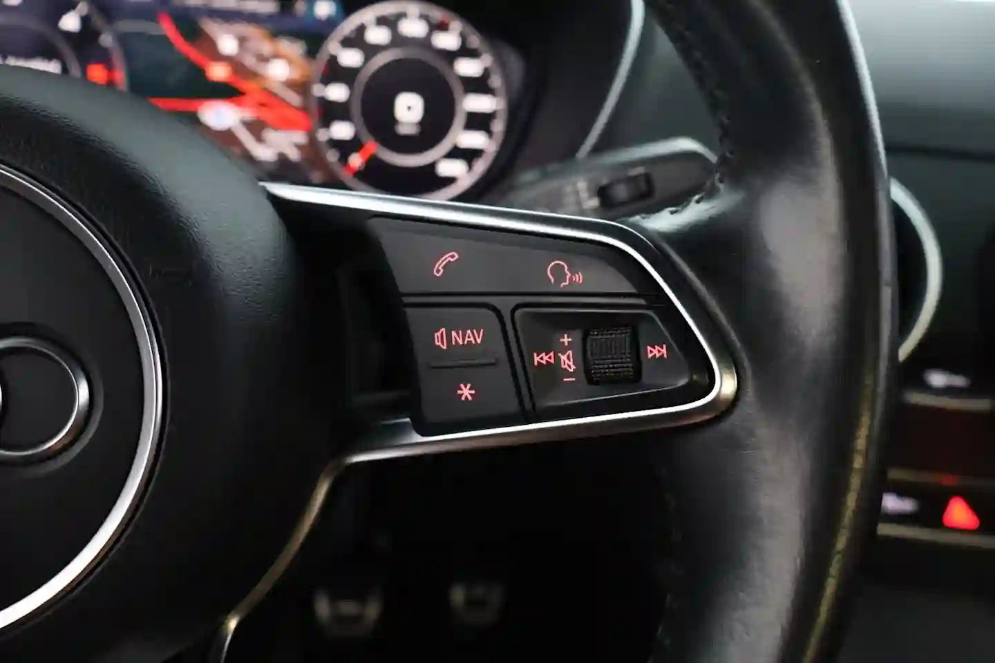 Car Image - 1jj5ft1JZMi6ZrBJvNFYRz