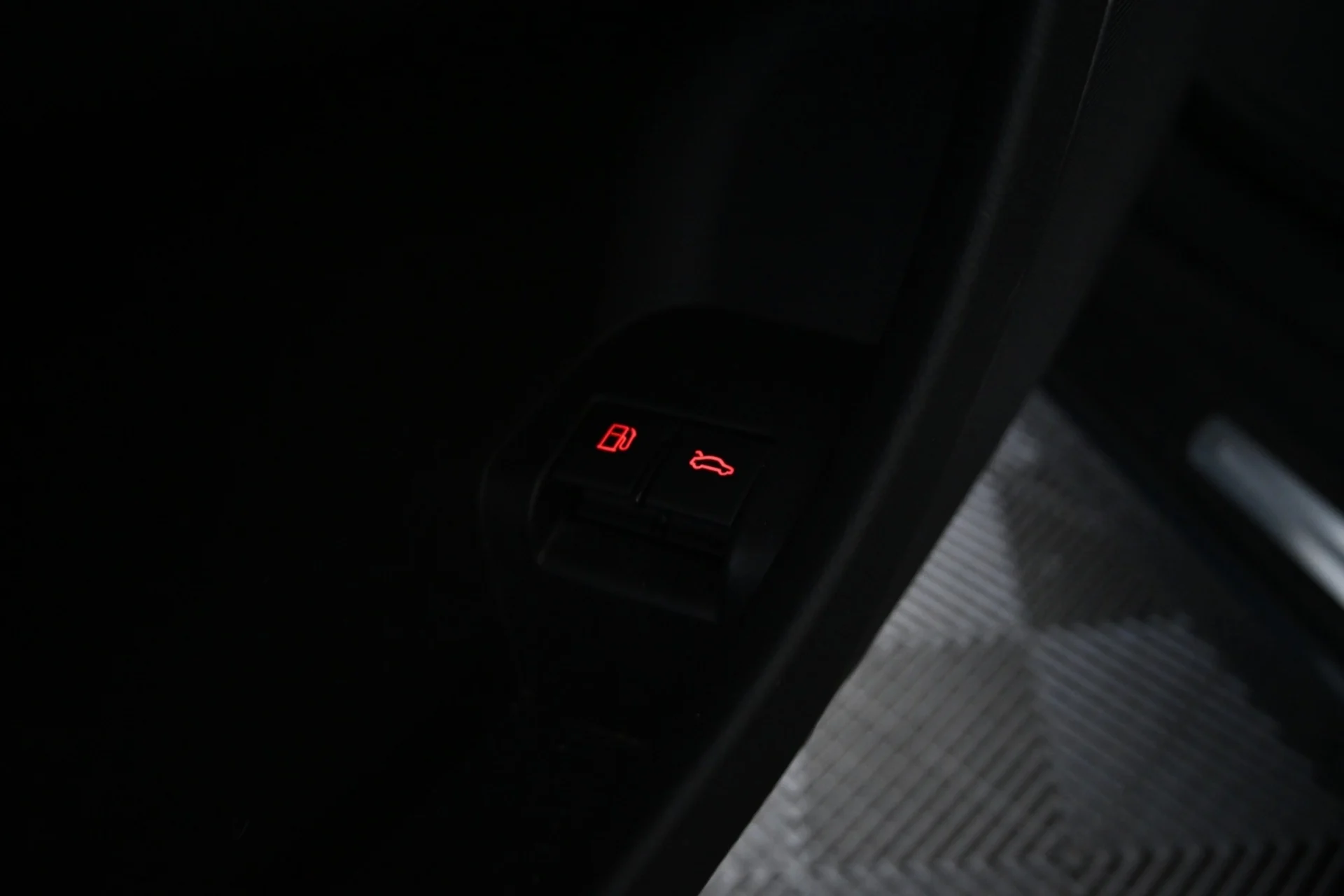 Car Image - 3e23WkHtdVl5OdqeOcShkf