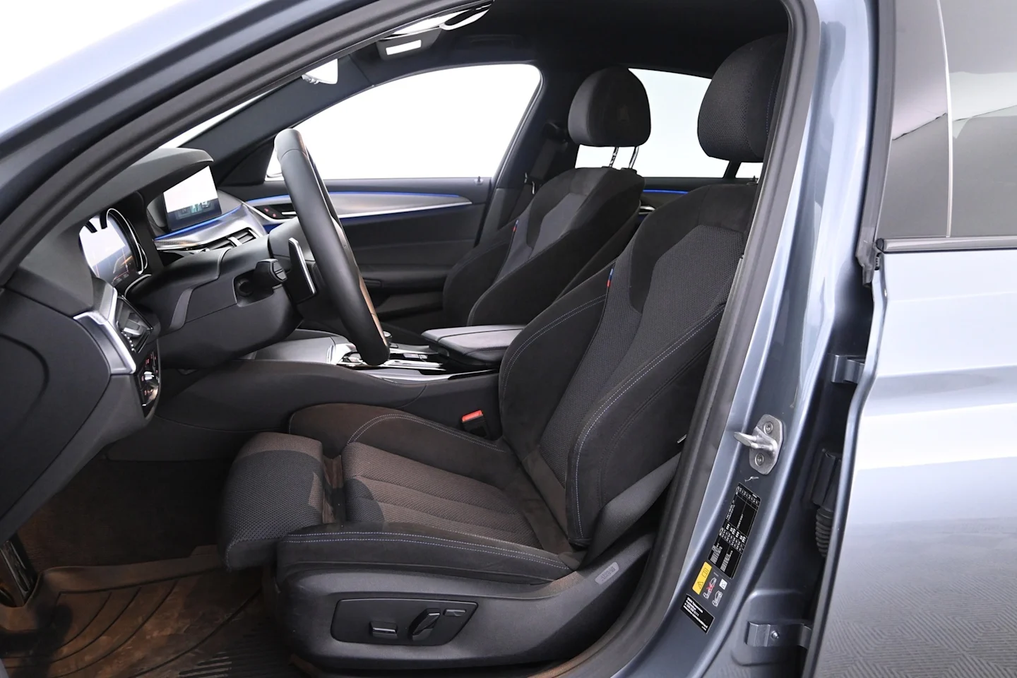 Car Image - 4oZVOgXCABymbNhKcO747j