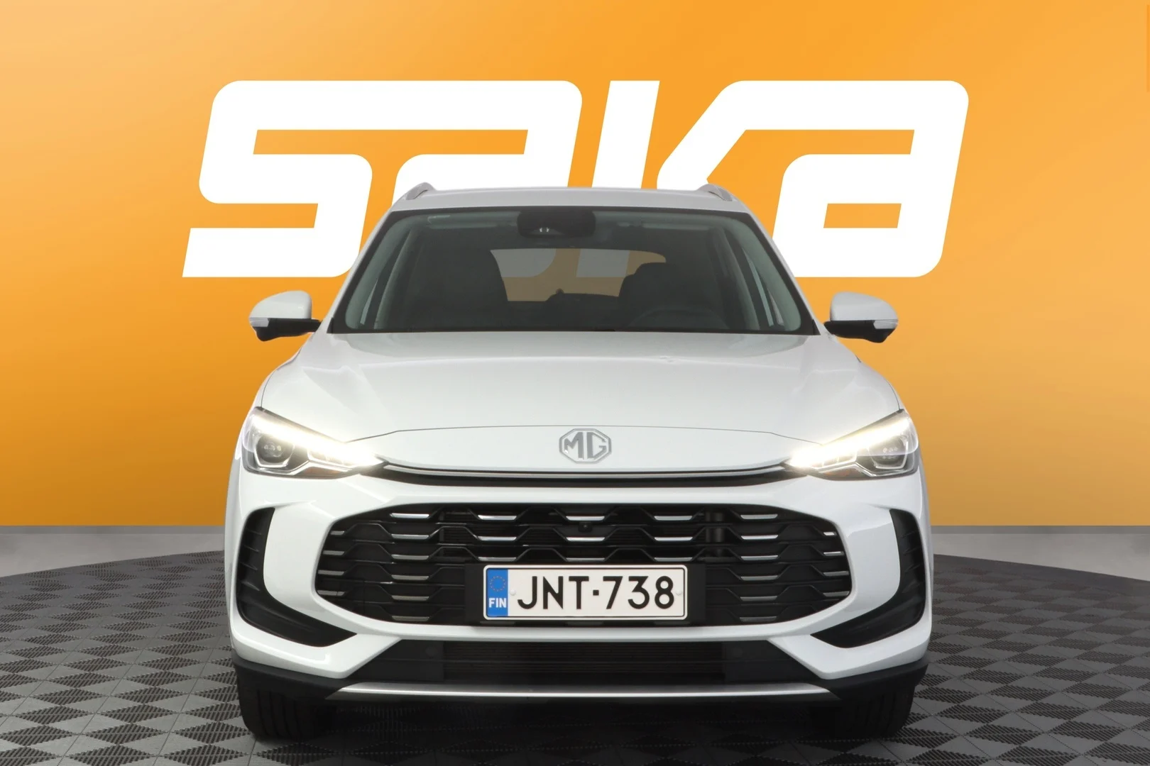Car Image - 1PxQovXTZQ3vvnSNDeJ1TD