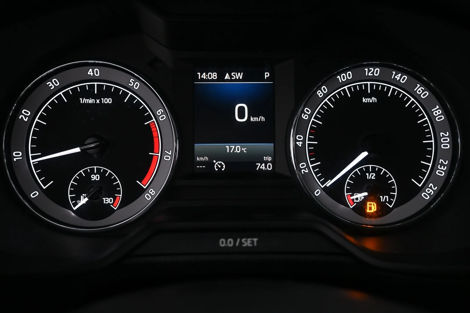 Car Image - 552fj31BgkCTAnbAlvfQiH