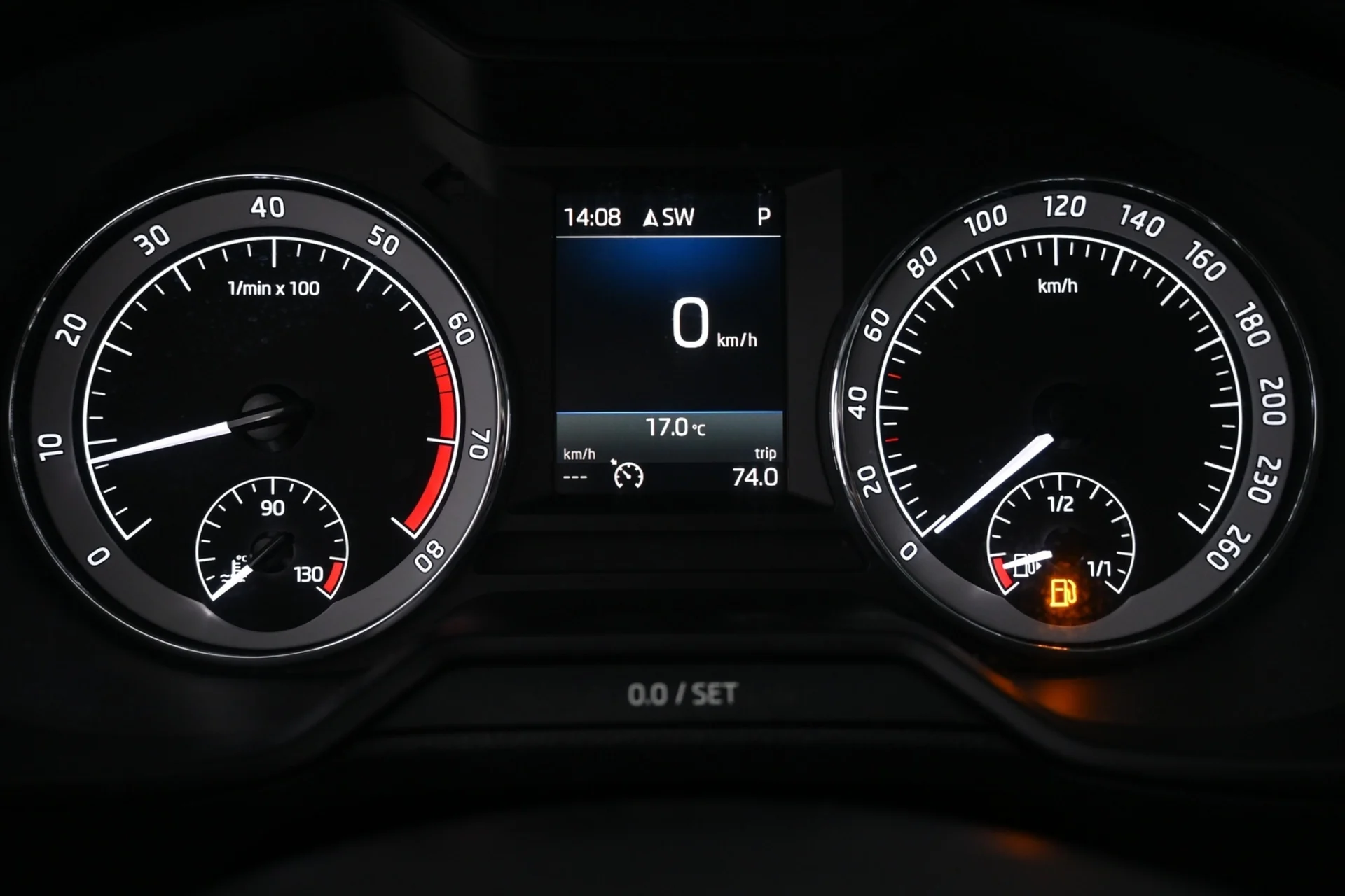 Car Image - 552fj31BgkCTAnbAlvfQiH