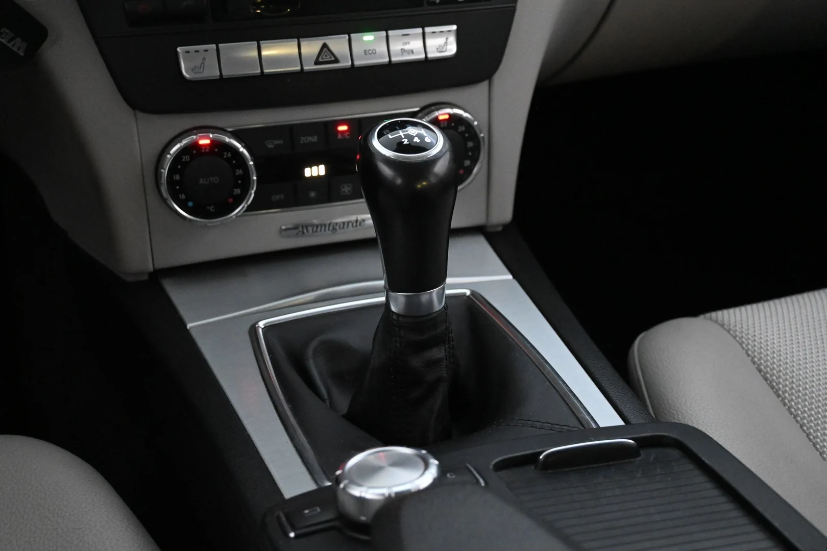 Car Image - 4EdO02rKMlEZGM7EJhuxER