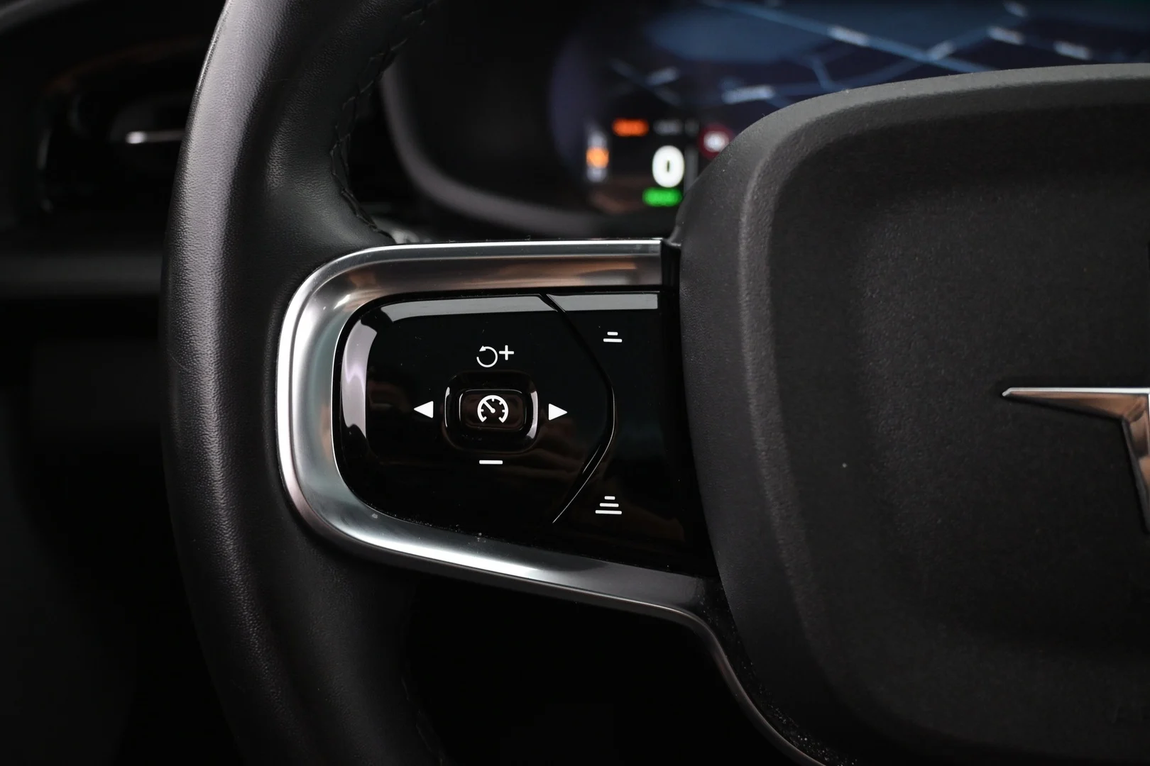 Car Image - t6x590tAsrt9sxsrFZbuV