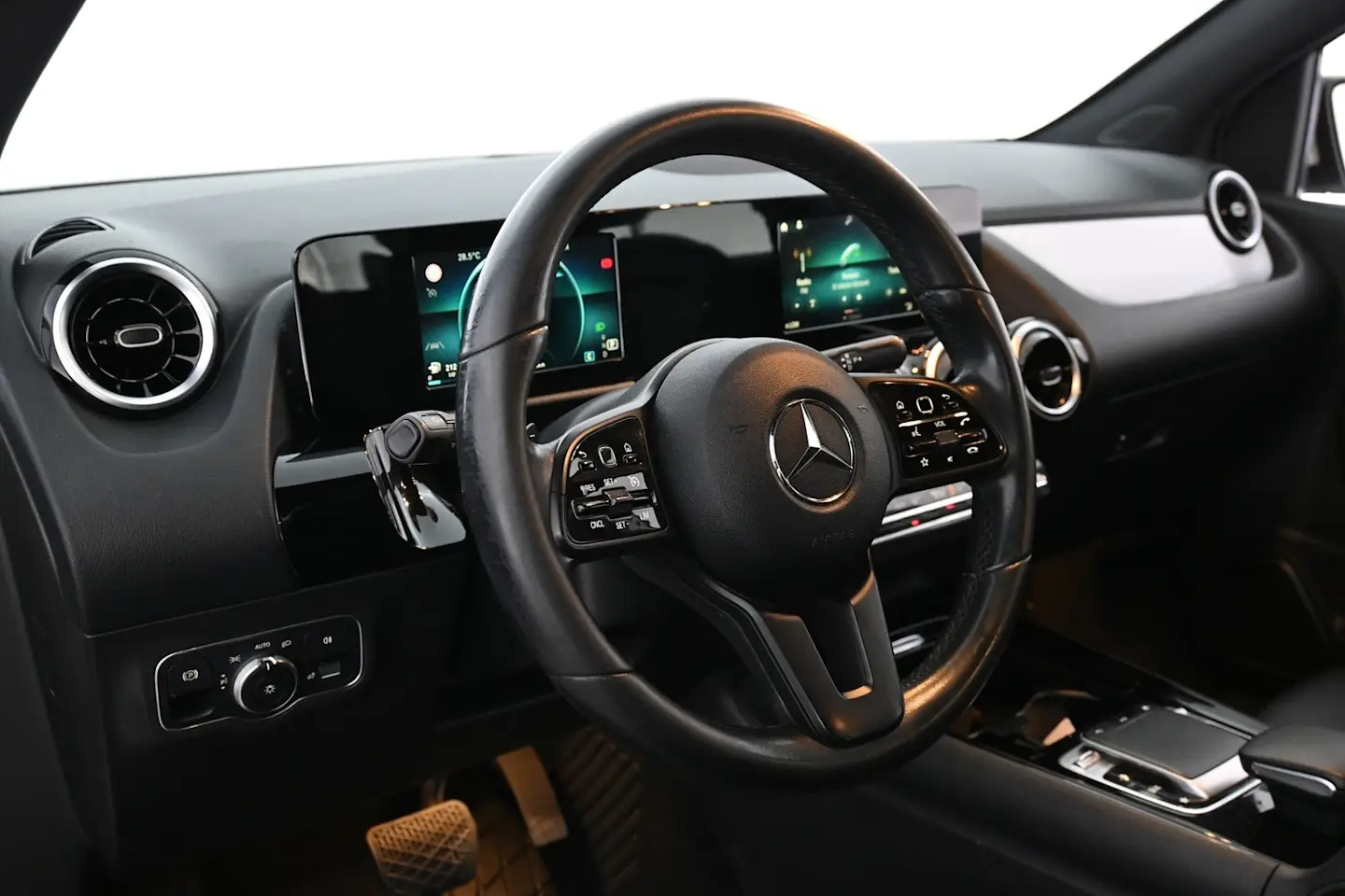 Car Image - 72SiMMMRnN2nx9rFxAZaEW