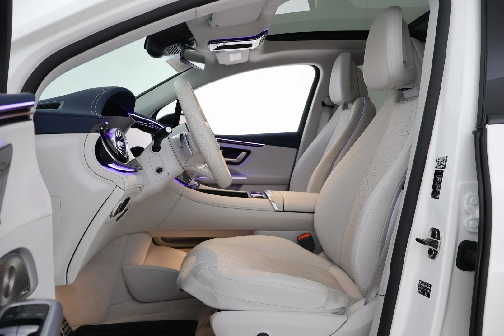 Car Image - 5dStYghFtQEiS6oFi2y5uu