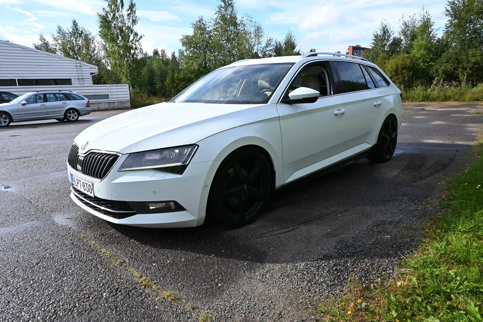 Car Image - 35c45gwHClb28VkxVojTIU