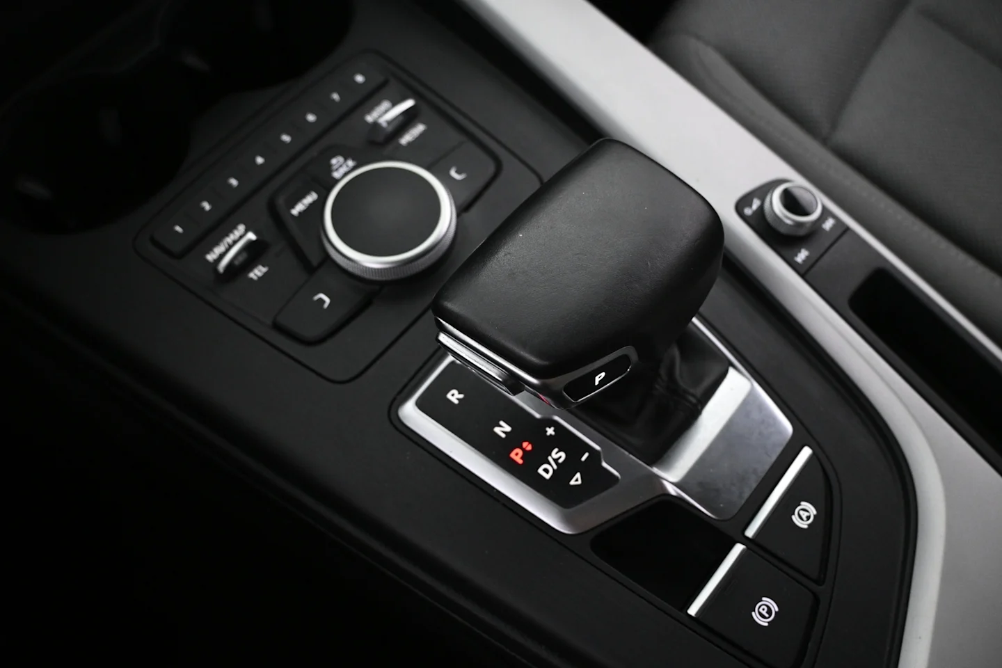 Car Image - 7Ji2oQ9T0EyNeCa5CV9ZKj
