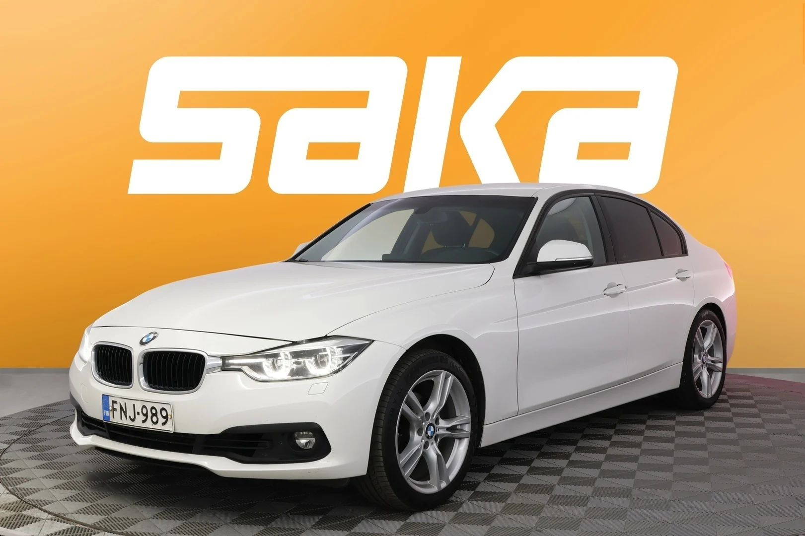 Car Image - 4QPLtabJSuBYxJk6W1Jro5