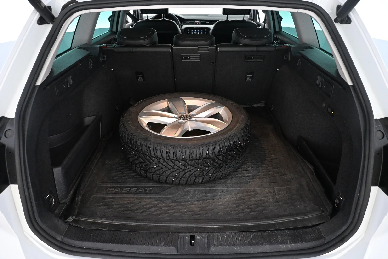 Car Image - 1tMjXEj7oNsXkSK2zGmW8z