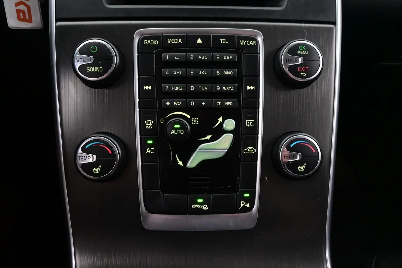 Car Image - 7JE65xhpk49zTVyfjTcIvy