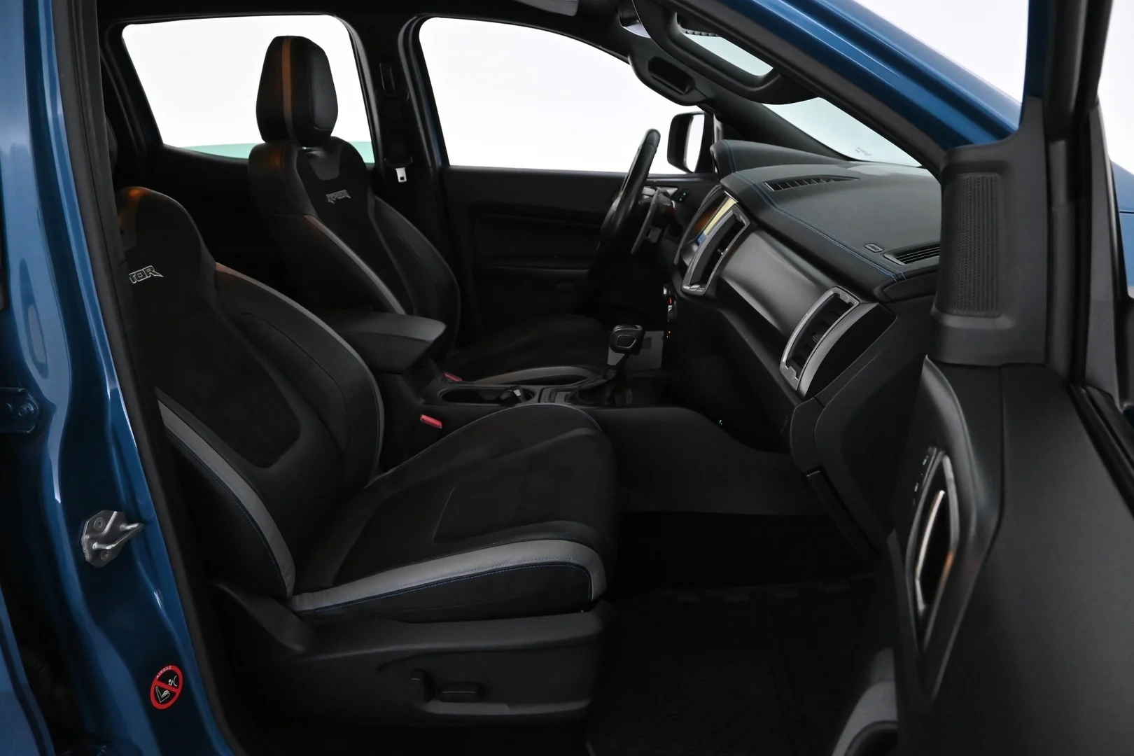 Car Image - 4Th5A6FT4NzYsabgz0tskr