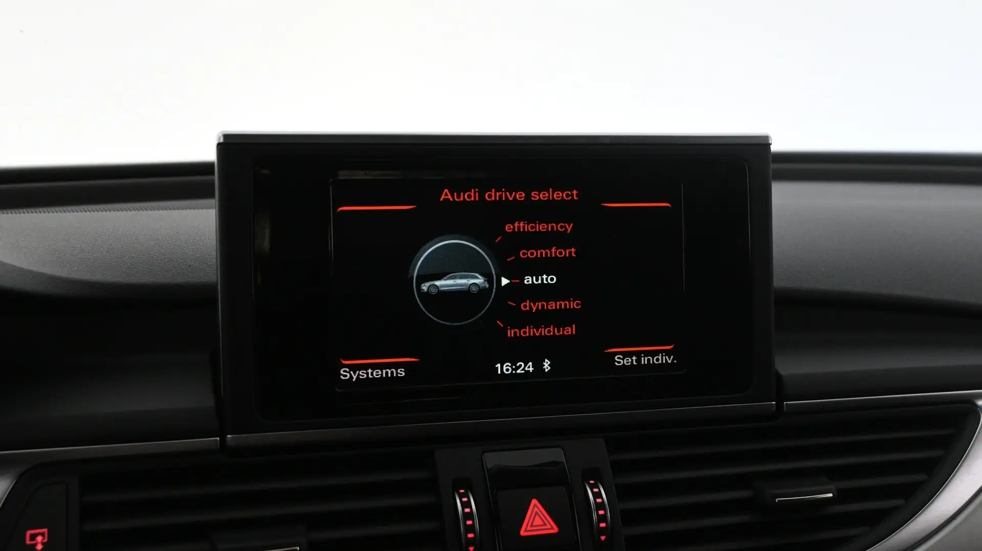 Car Image - V7xbjmP3r1qqvpe1ura44
