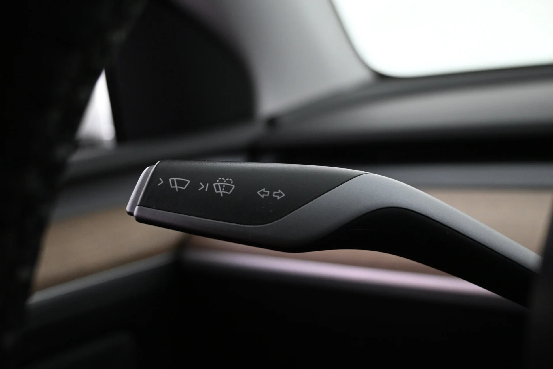 Car Image - 74xqPfubU3zlbIKWsb6iZy