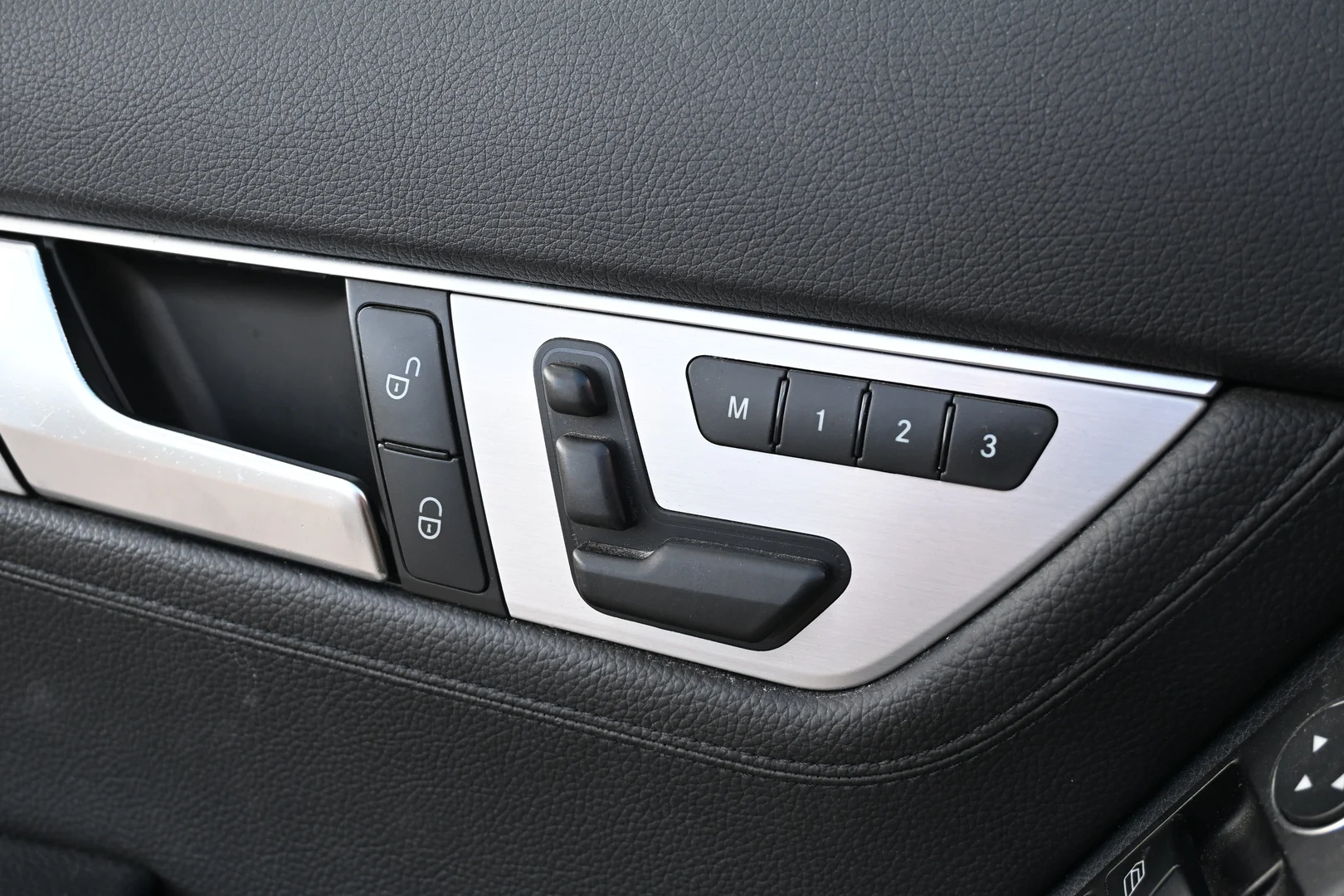 Car Image - 5FipKsEs52MGCdbKOmUM7q