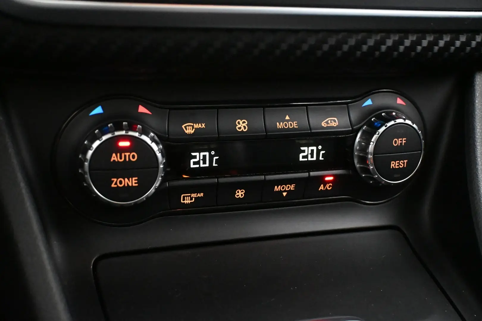 Car Image - VmL7blPMwk2ScW4DVkJGO