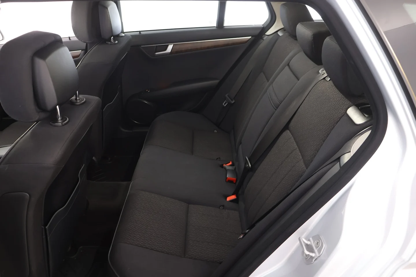 Car Image - 2nVkxbRWTzpZ7IR2moNT4Y