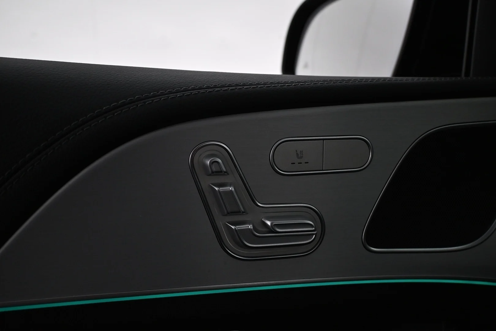 Car Image - 2FvJdqgVSVNH4sb5VuYvh5