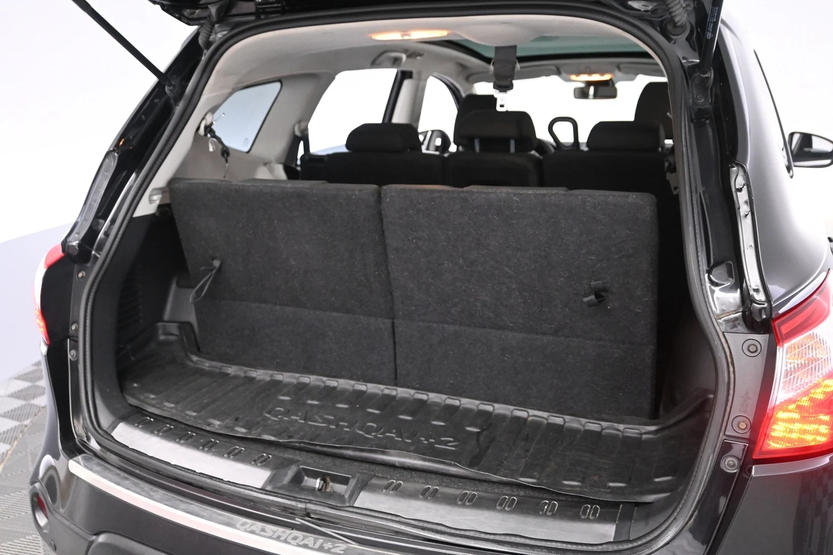 Car Image - 394540sqzDZ7n6jpM6PrEA