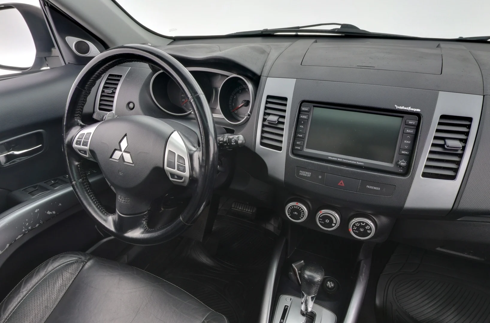 Car Image - 5b9oX0ORRZJziqx1yZTtcB