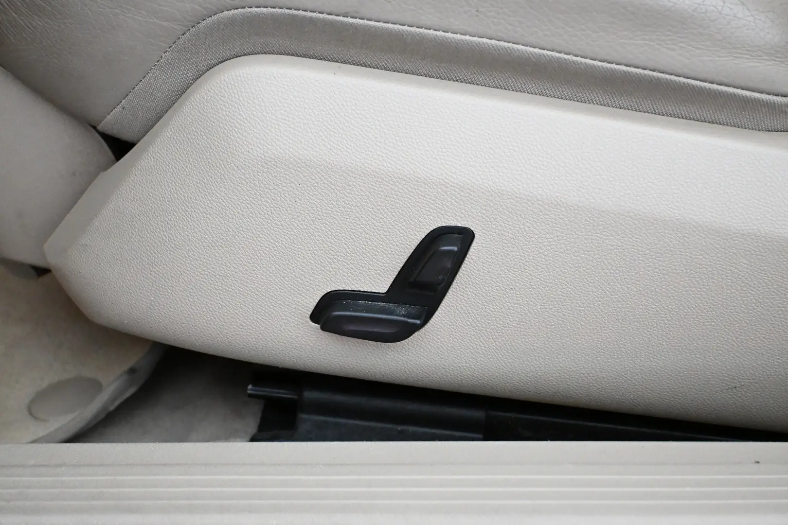 Car Image - 3o3WWf0MWJ7k0dTKfJ0Agv