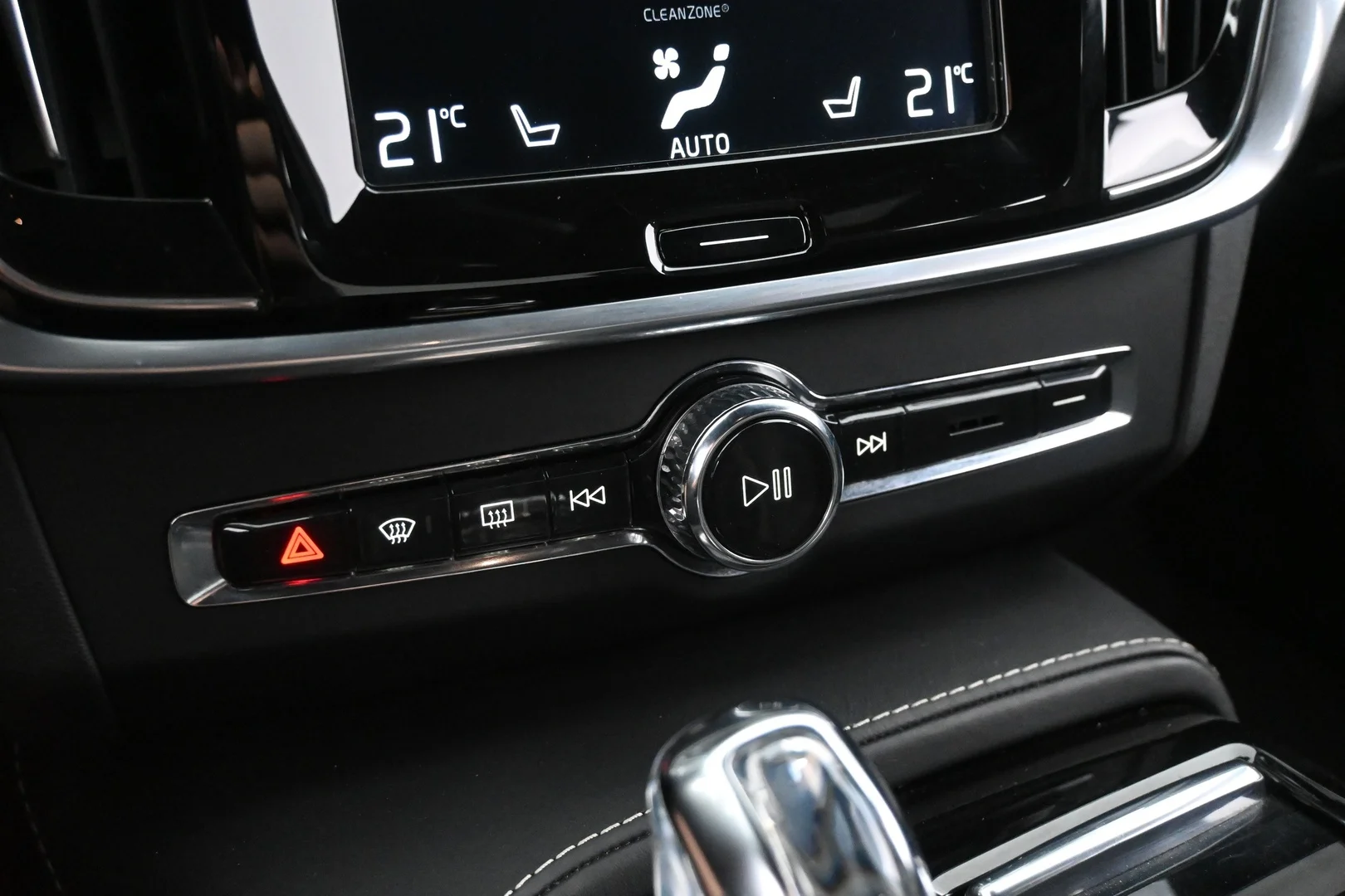 Car Image - 2q6MQuQaJgb1LMOH2yTVty