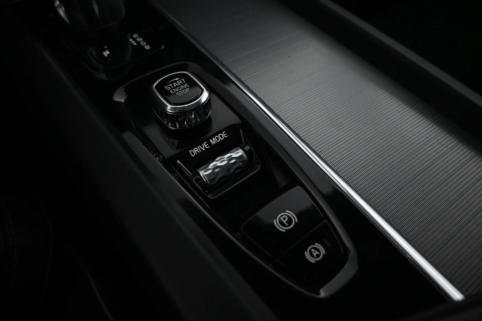 Car Image - 14n318GXdBDl7DXyebkJRJ