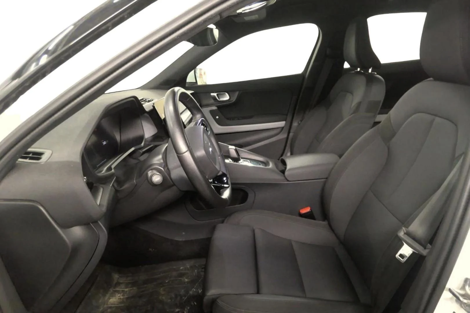 Car Image - 2yAedP0rjk4ToMeUg8RPSb