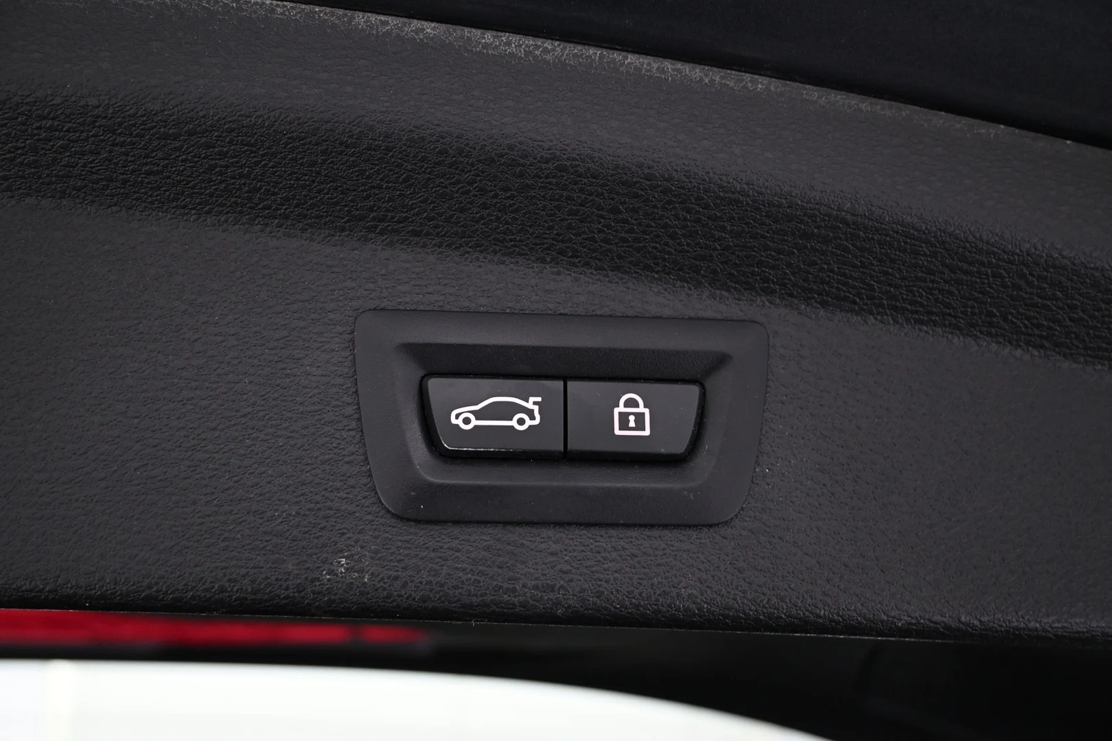 Car Image - KMLe0rxw3n0aFrmOKxadR