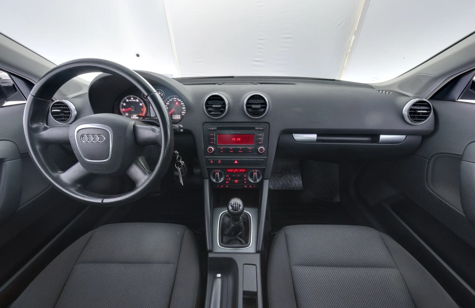 Car Image - 6gBKY0EMHAYQnV1TWoFoSf