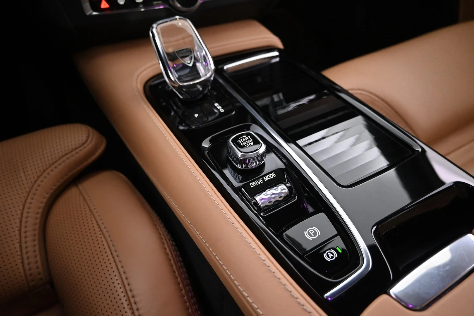 Car Image - 4vGFcujdTFeTG5EgxaAuDM
