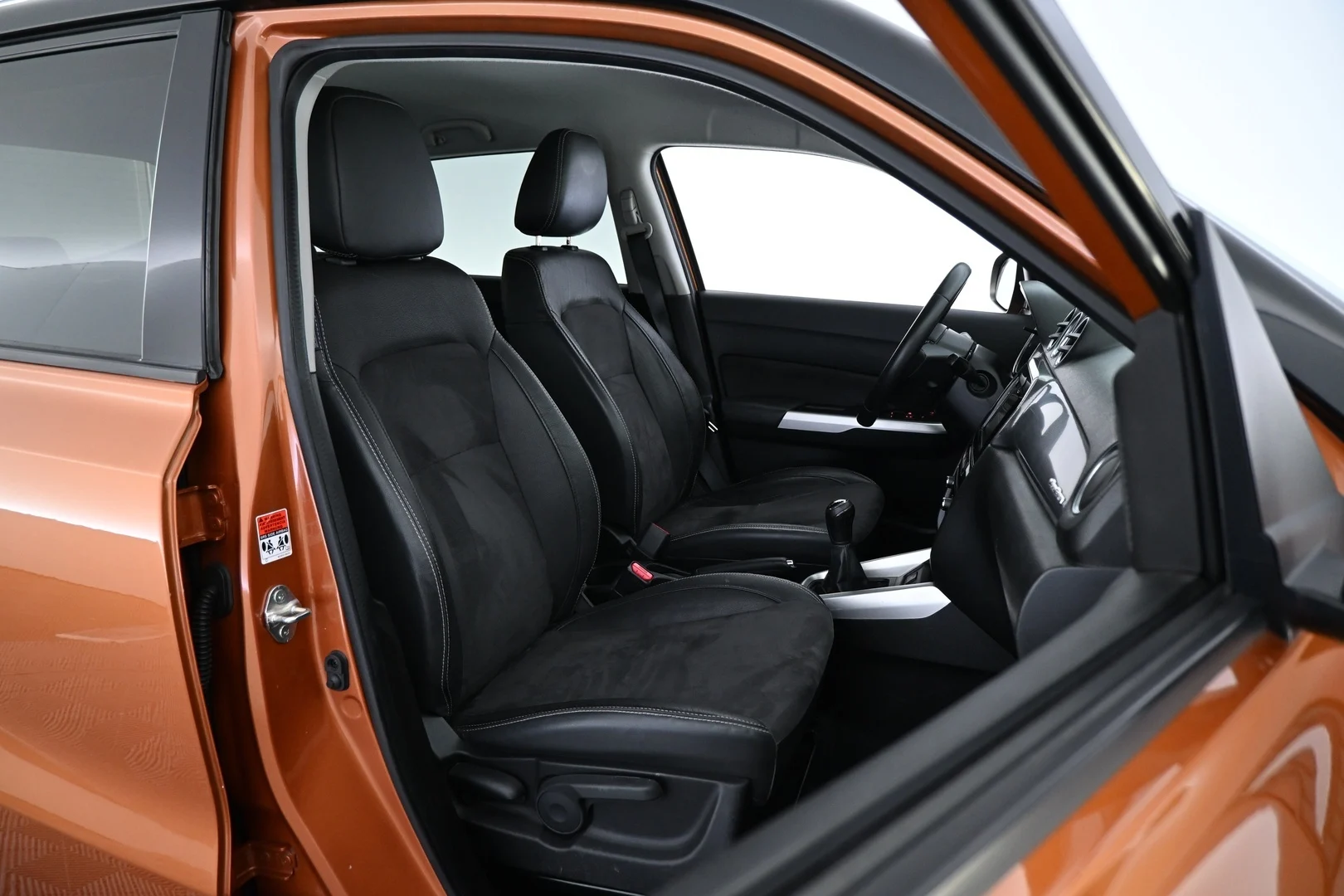 Car Image - 1Y1Uo86thGo5VNhpZWtDa8