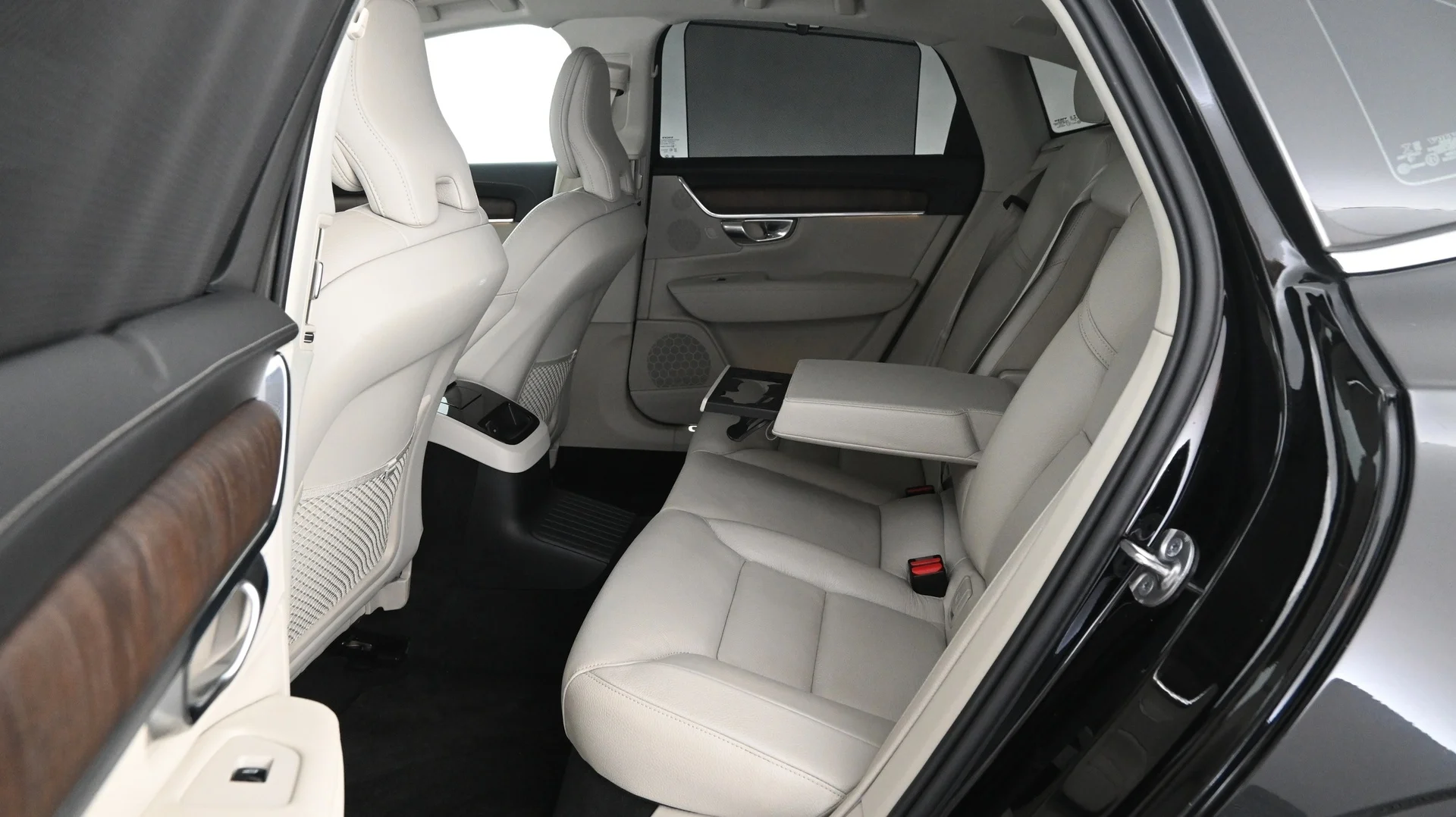 Car Image - aoEnRcrJ8agStMQy5ISAU