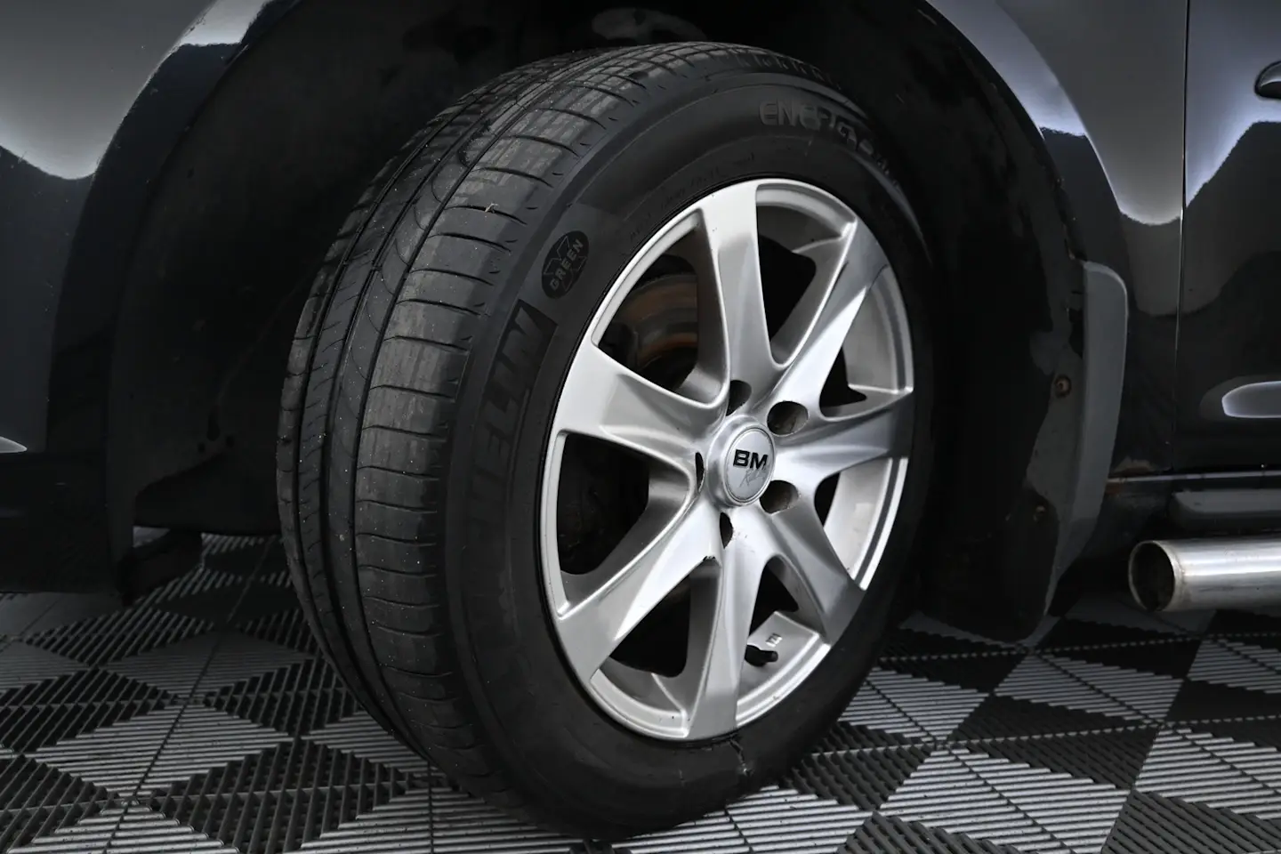 Car Image - 36u2TUNvMcQ0twmEIcHSc4