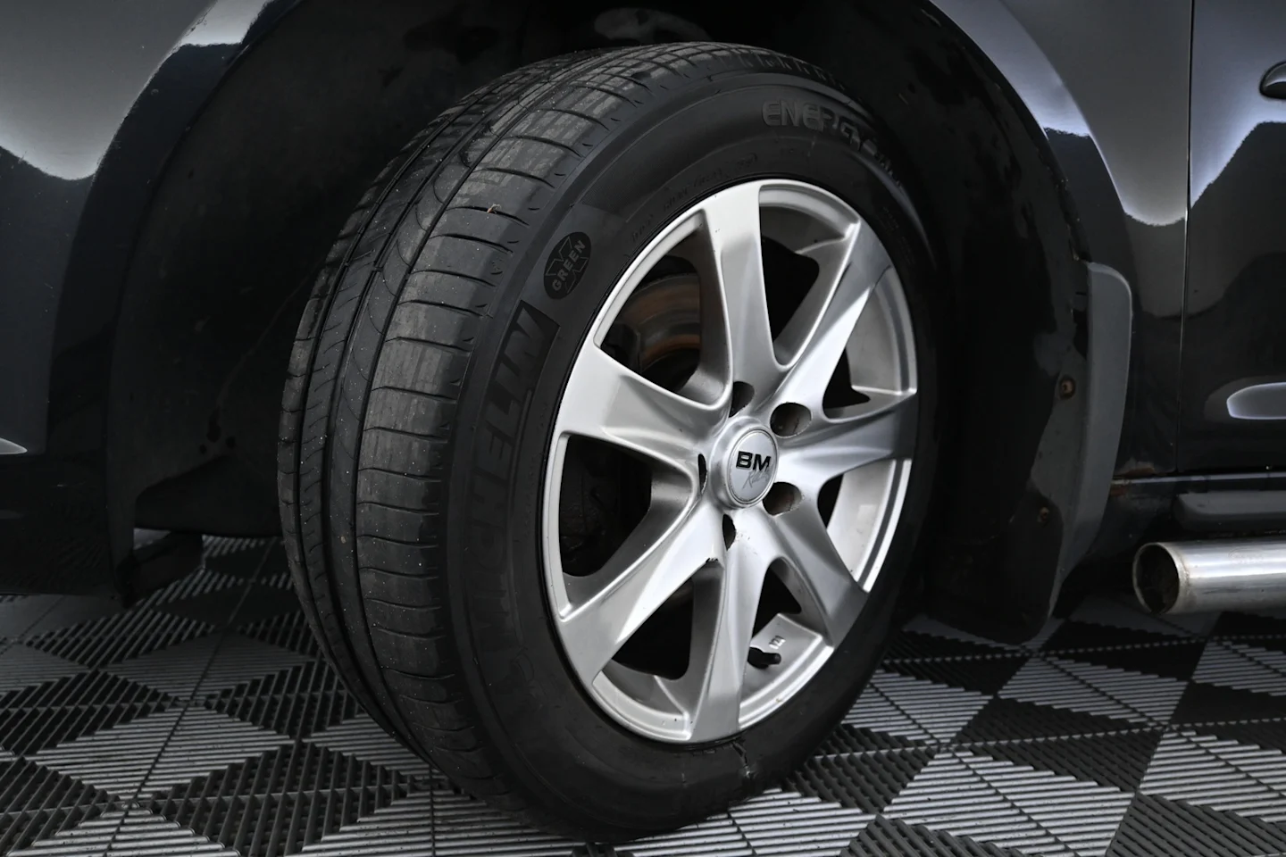 Car Image - 36u2TUNvMcQ0twmEIcHSc4