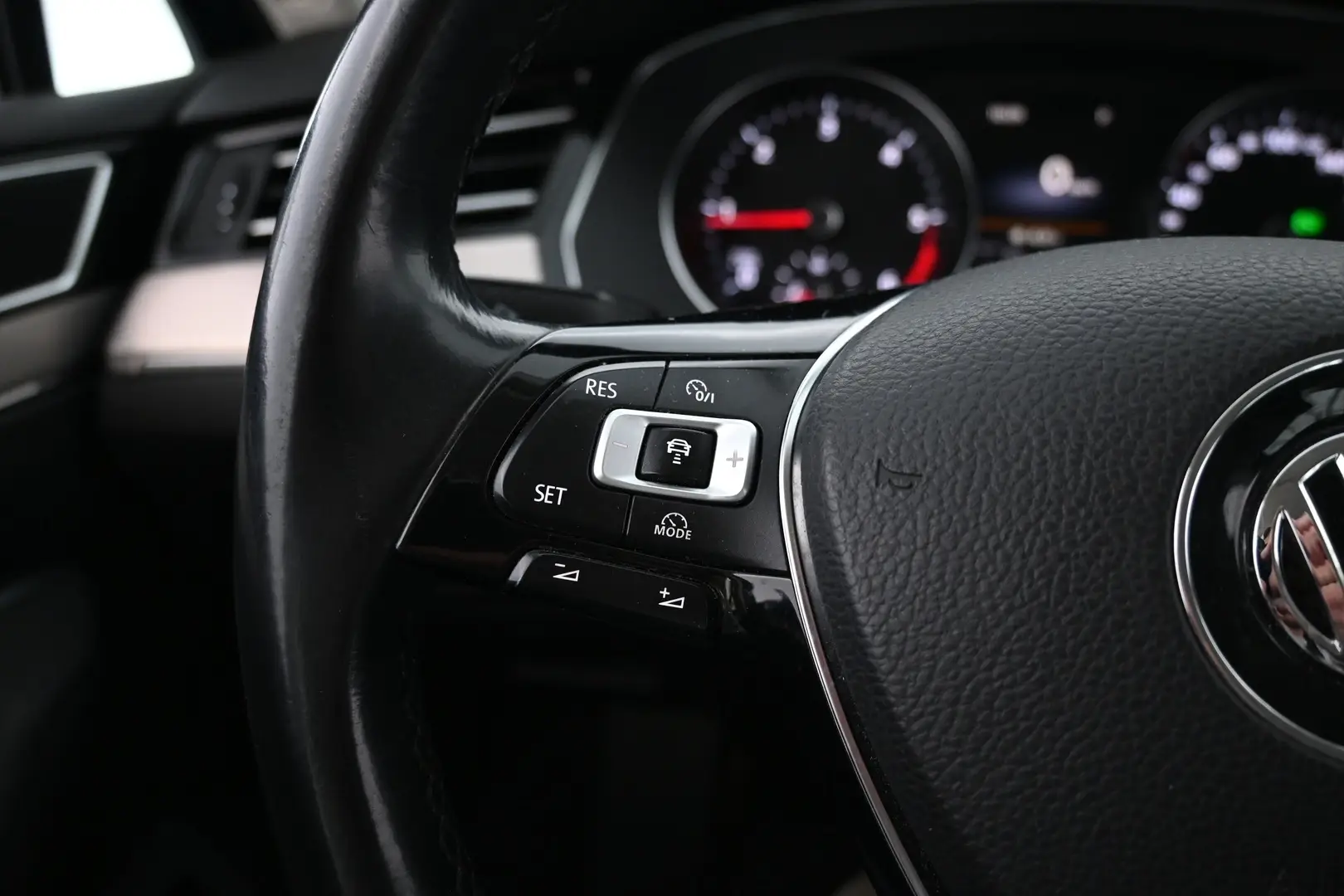Car Image - AmPOWkyIszQ86j5yAwRQf
