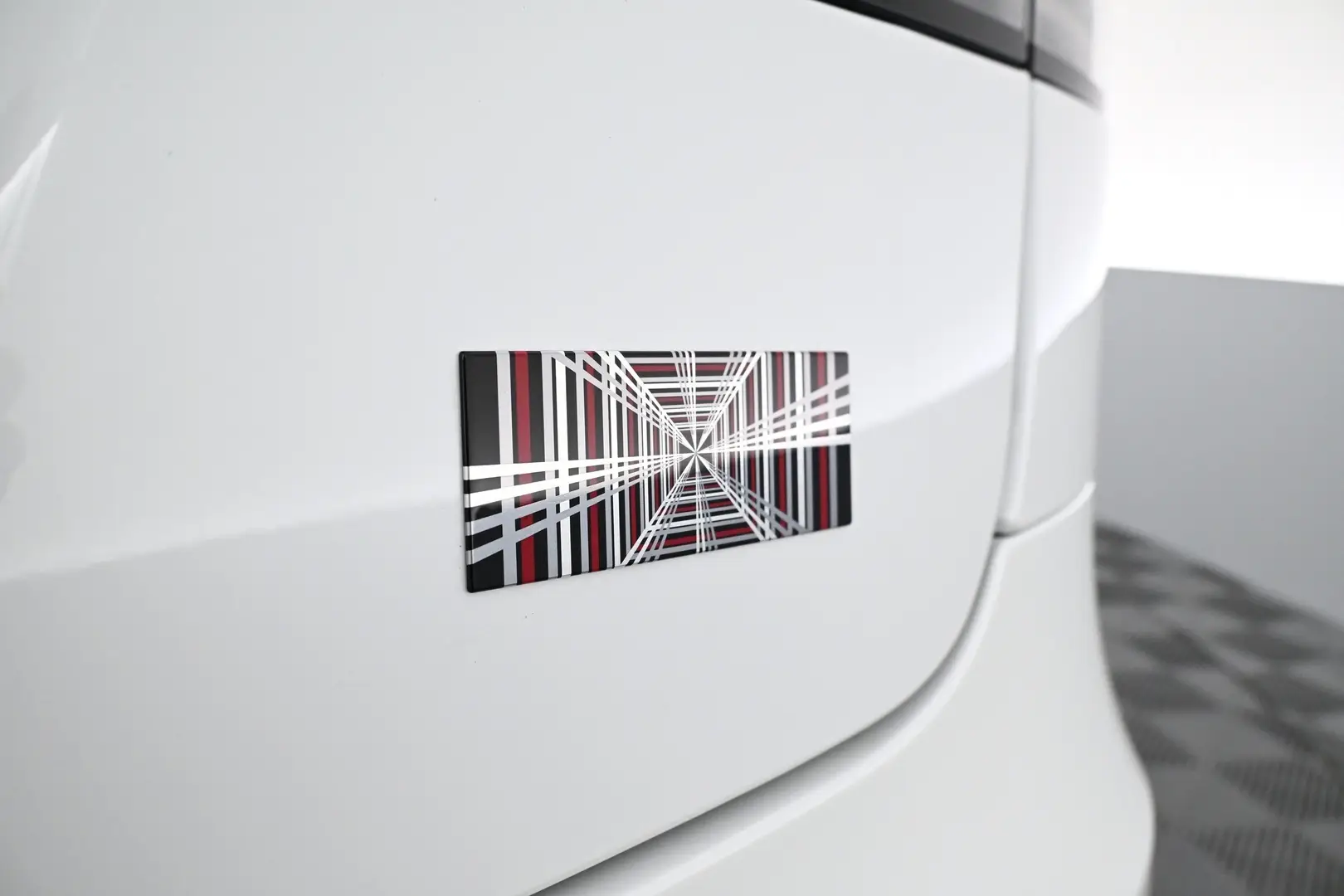 Car Image - 48ihubgTNAe2Ph50H3hqaN