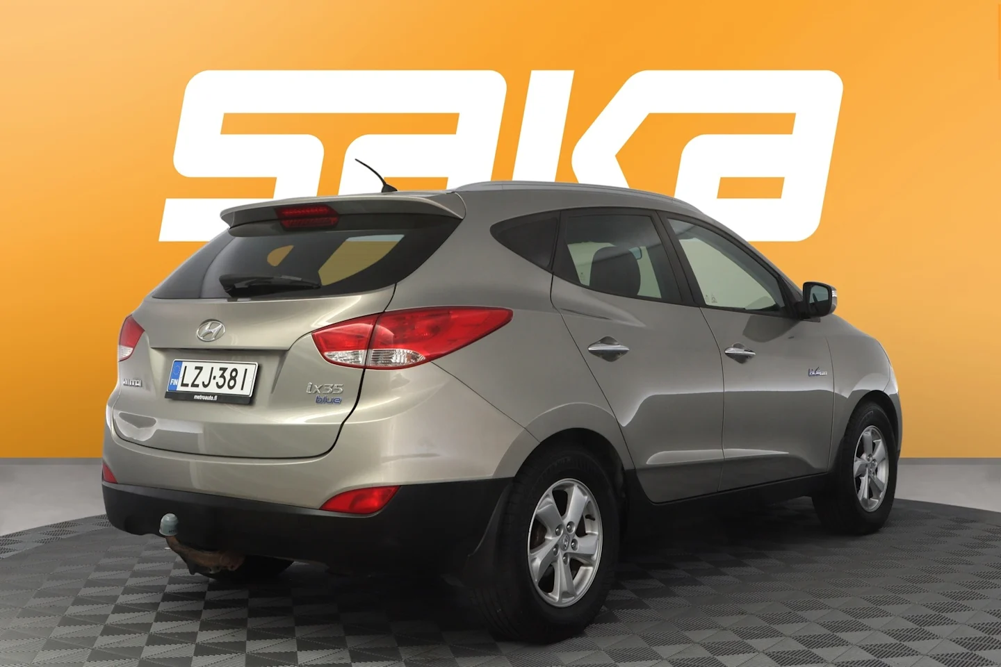 Car Image - 16QUKA8XfvrEdqsiJTGS4D