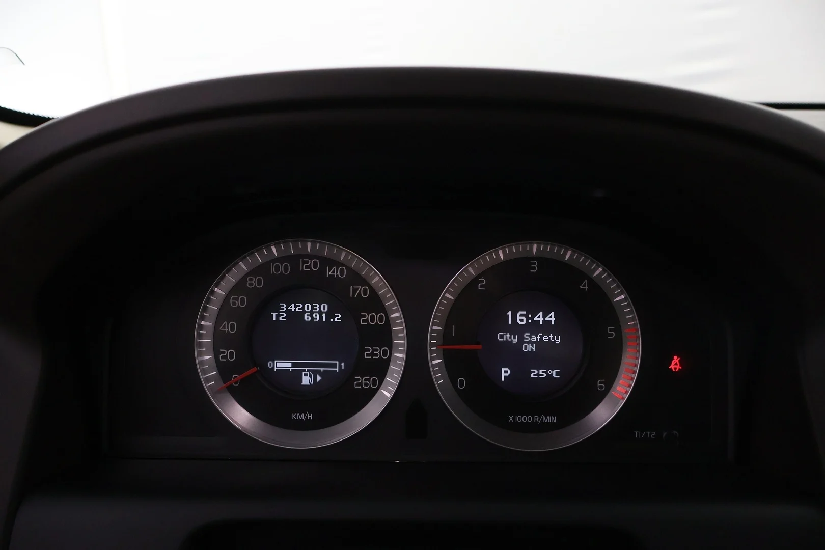Car Image - I12zlhkrTX9FWxUtykkdz