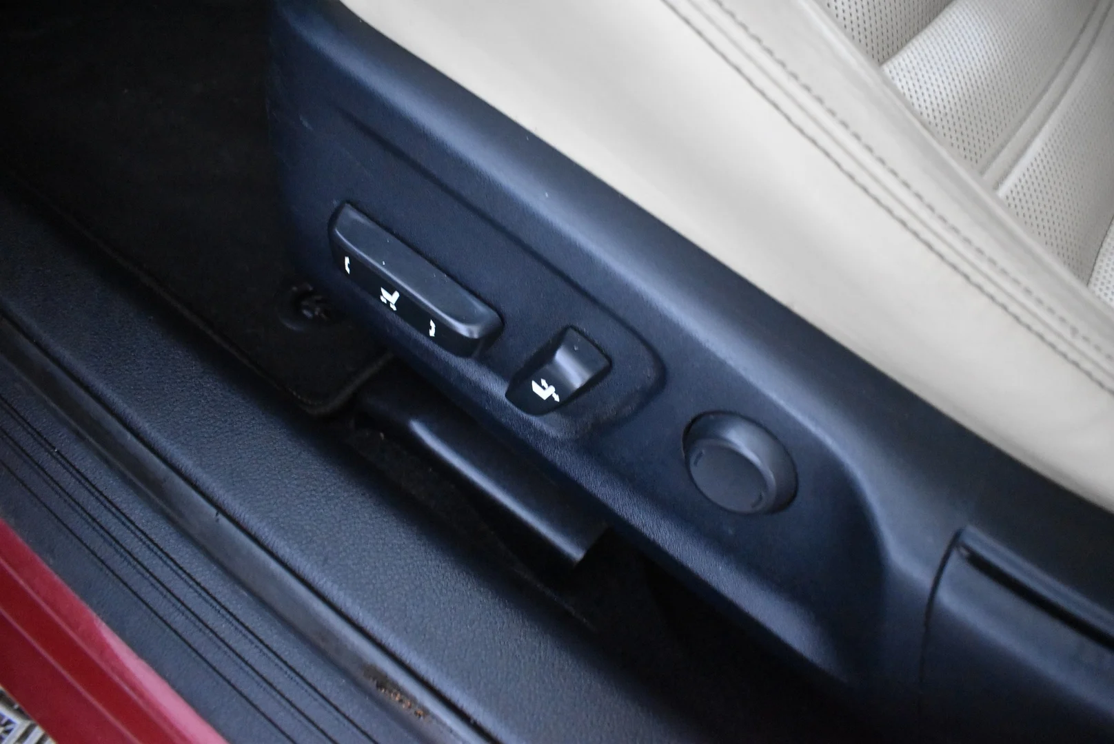 Car Image - 4I0TmqeTN2MiGUtMic3fYb