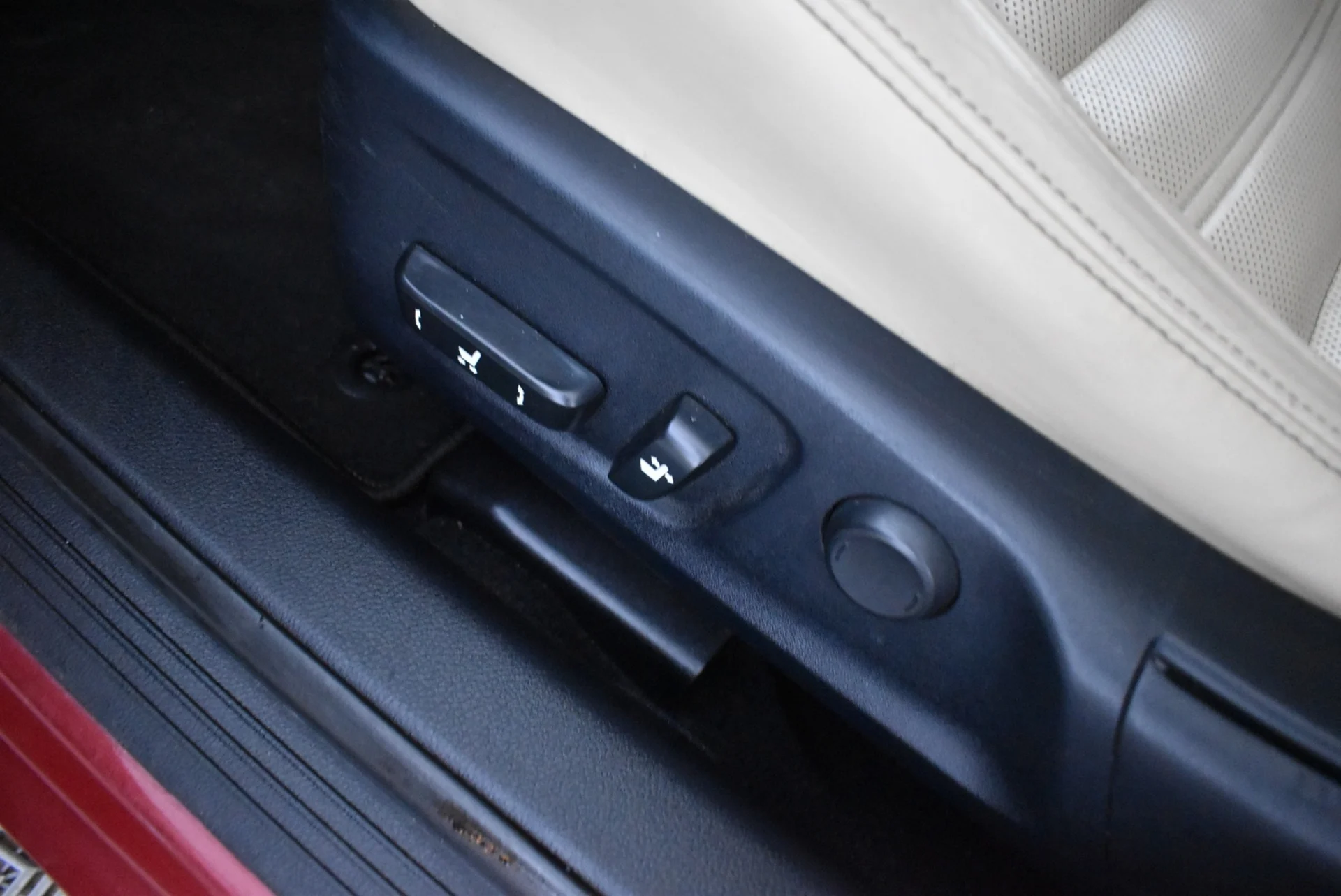 Car Image - 4I0TmqeTN2MiGUtMic3fYb