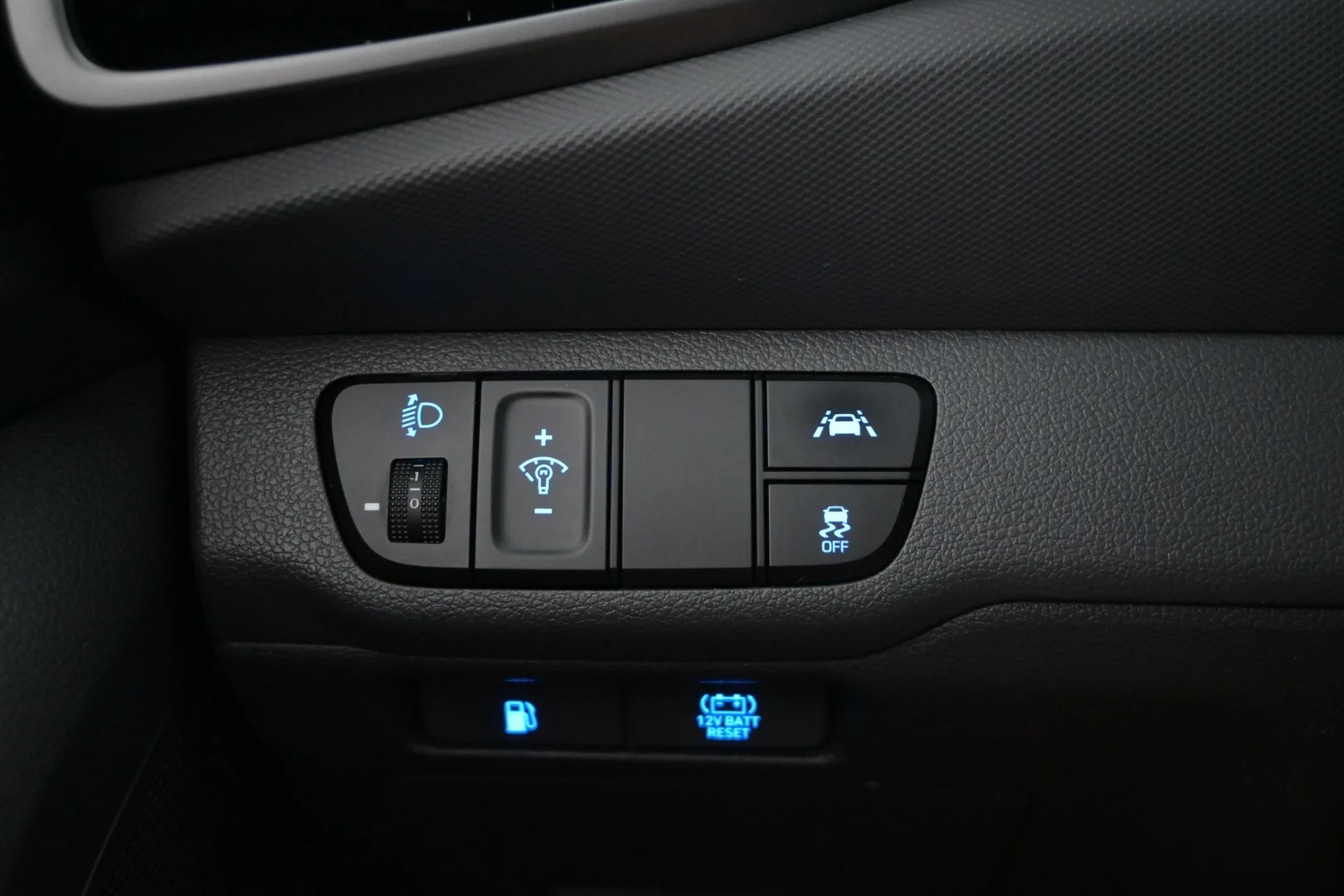 Car Image - 5mwU4eF3j9Q9k6GOh1XCaM