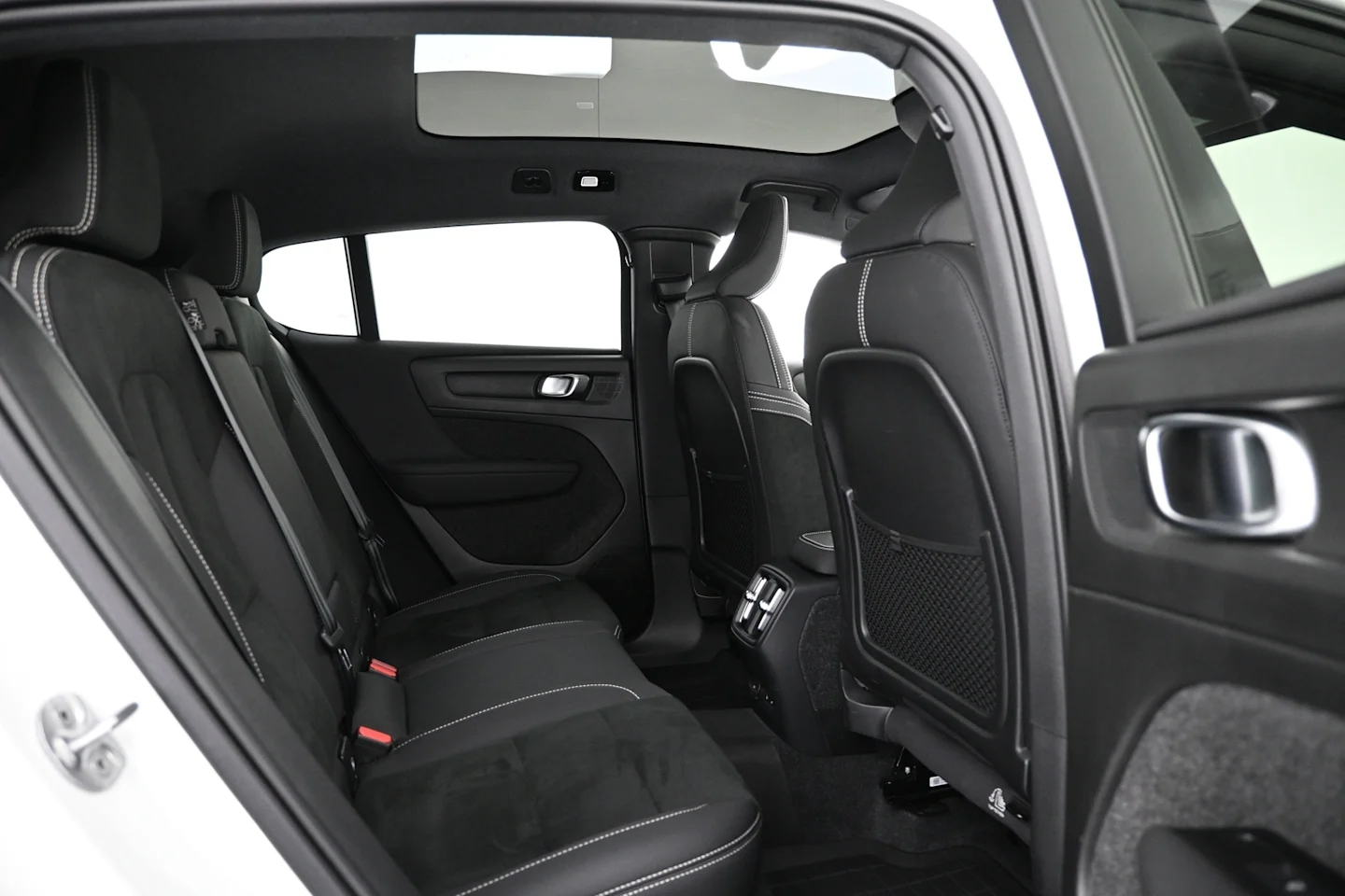 Car Image - 6UKbuzITK4E8LCB9dkqlAw