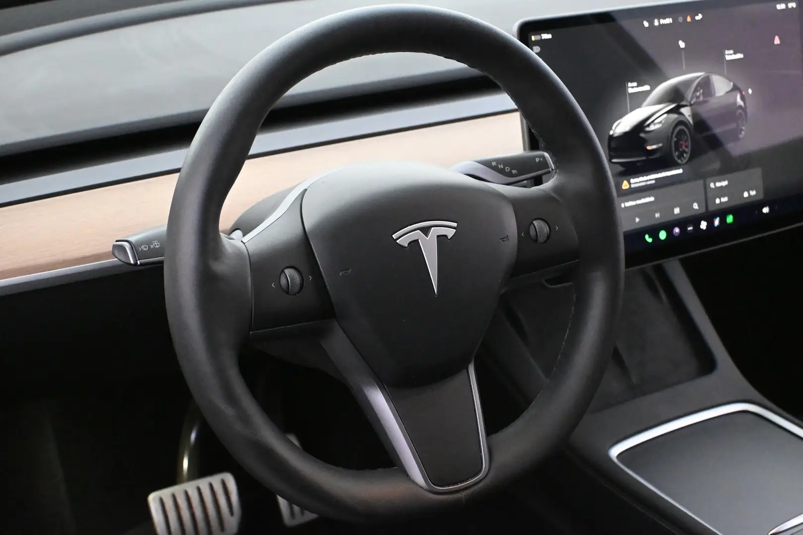 Car Image - YeU7dgEpor418BgxNPAI9
